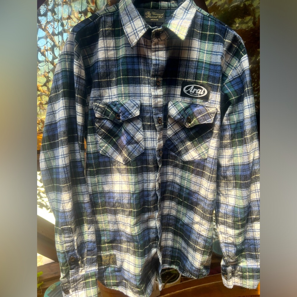 The Vermont Flannel shirt Arai patch press launch flannel shirt size Medium